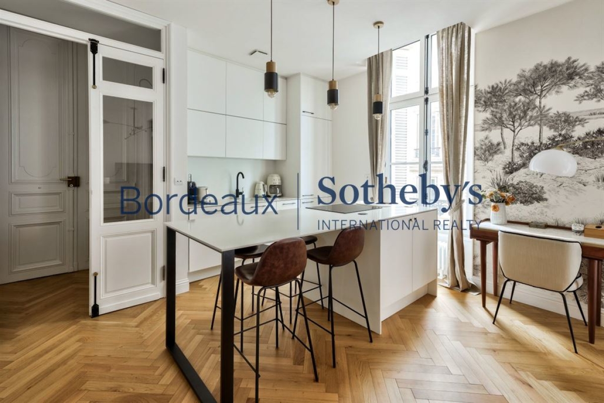 Appartement de luxe à vendre à Bordeaux, 471 000 €, Photo 3
