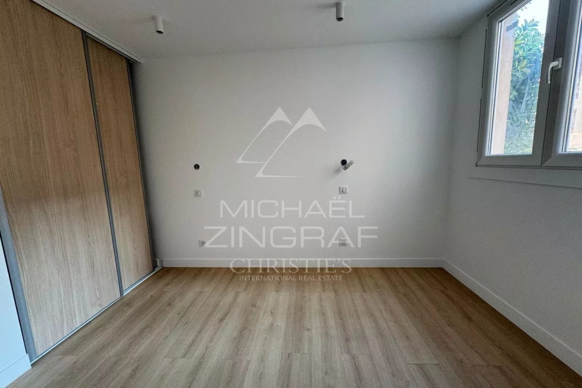 Appartement de luxe à vendre à Antibes, 219 000 €, Photo 3