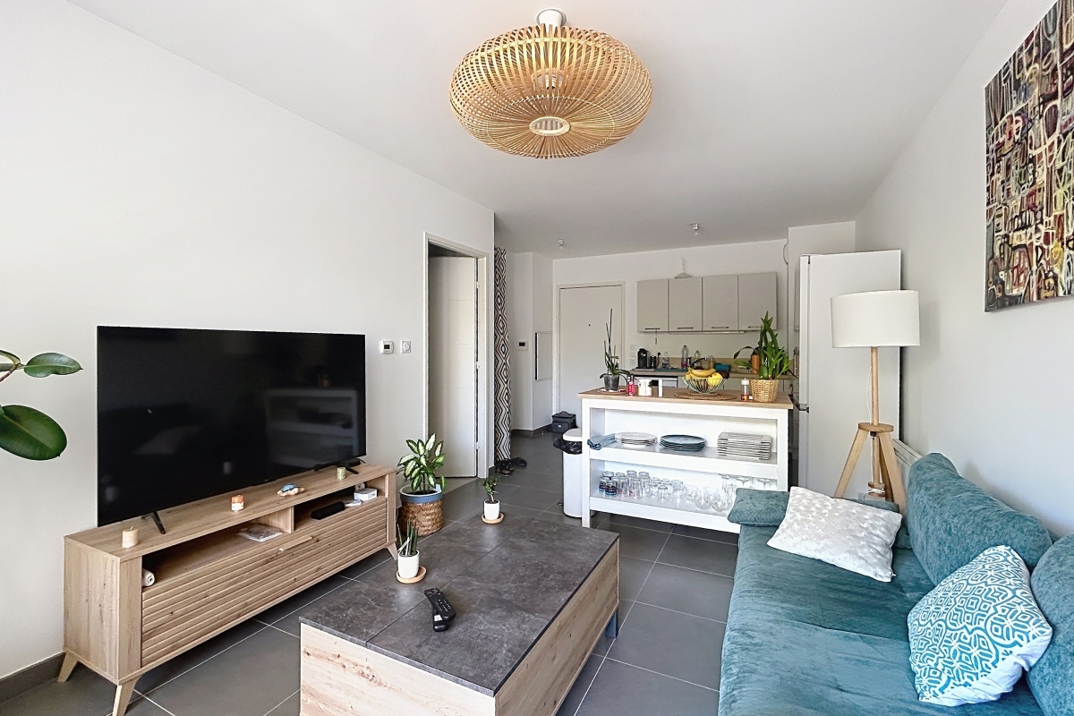 Appartement de luxe à vendre à Antibes, 280 000 €, Photo 4