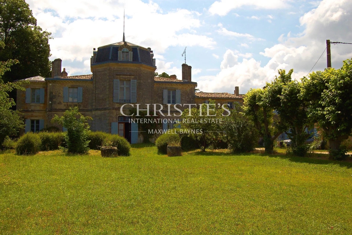 Luxury House for sale in Blaye, 730 000 €, Photo 4