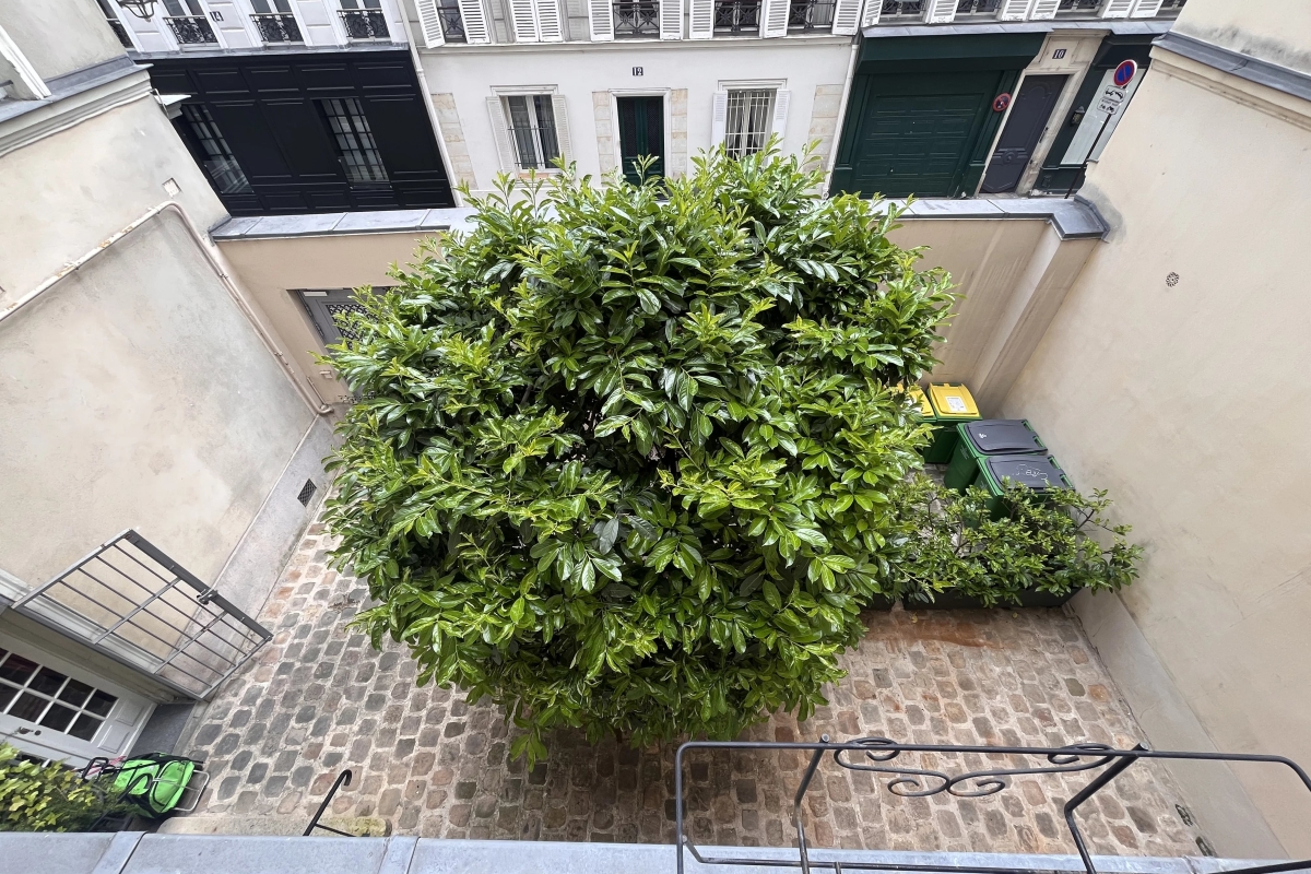 Luxury Apartment for sale in Paris 4Ème, 640 000 €, Photo 5