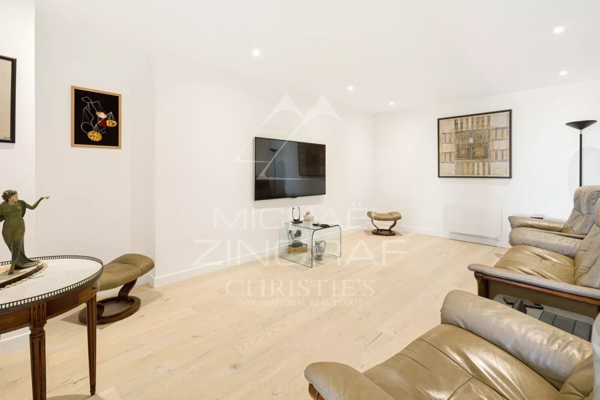 Luxury Apartment for sale in Mandelieu-la-Napoule, 995 000 €, Photo 5