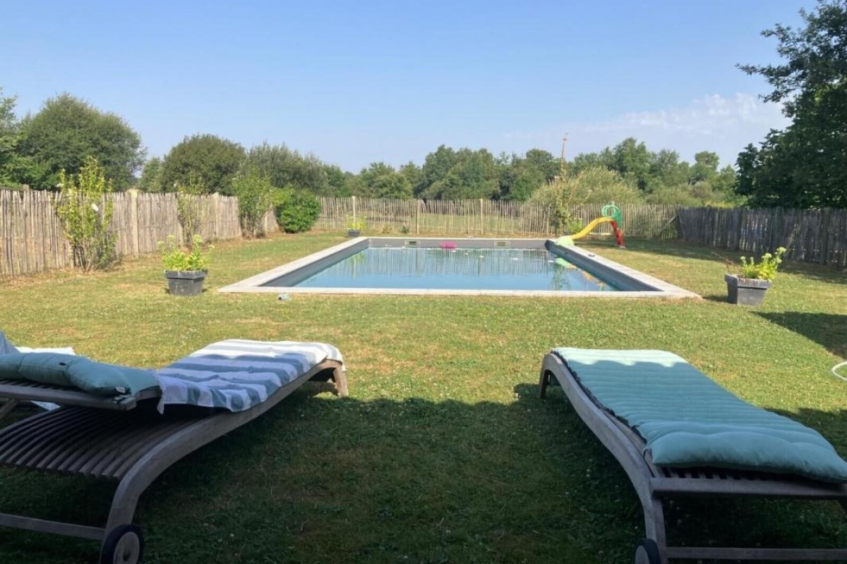 Maison de luxe à vendre à Loupes, 620 000 €, Photo 1
