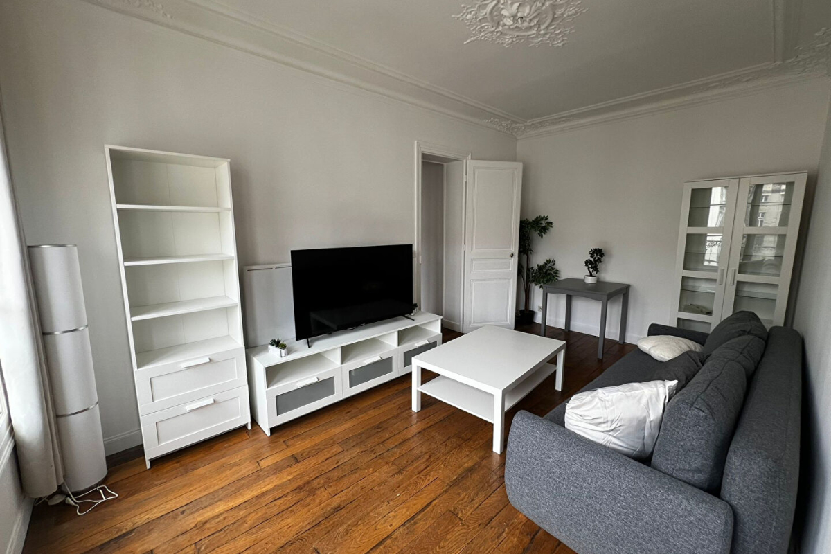 Appartement de luxe à louer à Paris 17Ème, 1 800 €, Photo 1