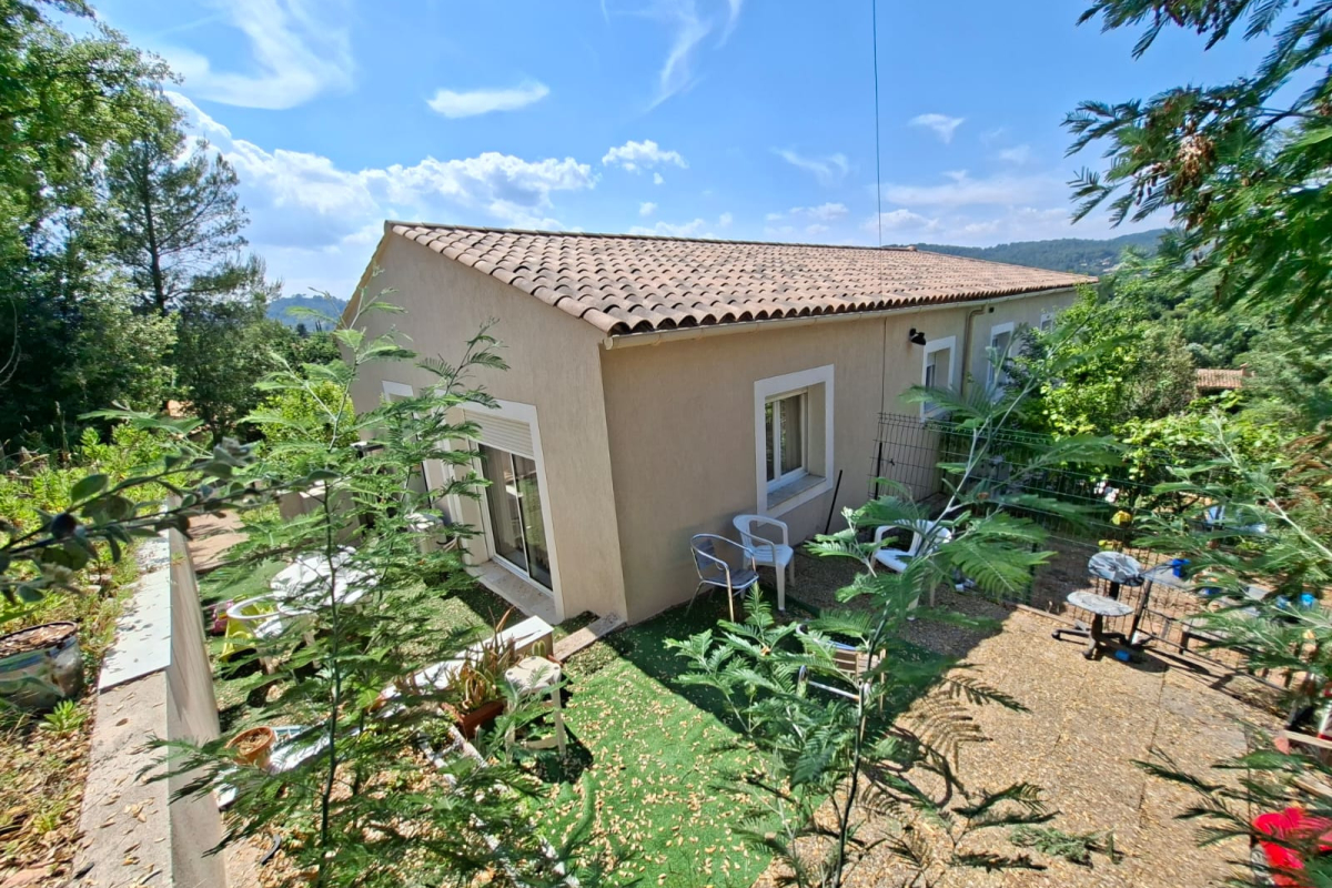 Maison de luxe à vendre à Taradeau, 265 000 €, Photo 1
