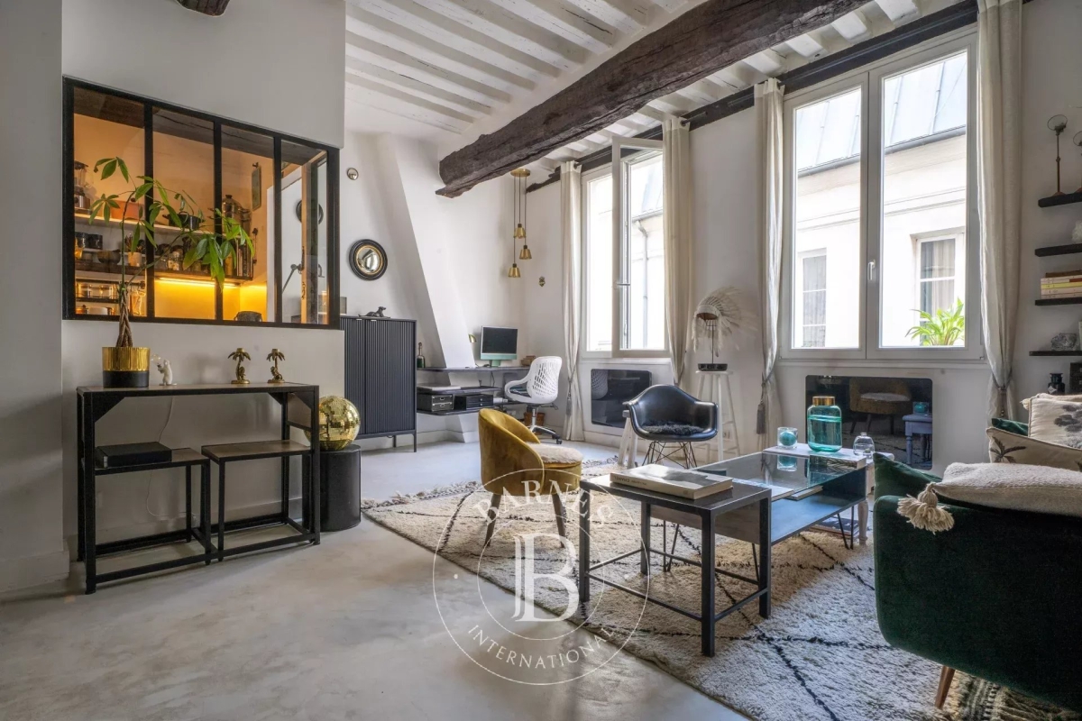 Luxury Apartment for sale in Paris 3Ème, 650 000 €, Photo 1