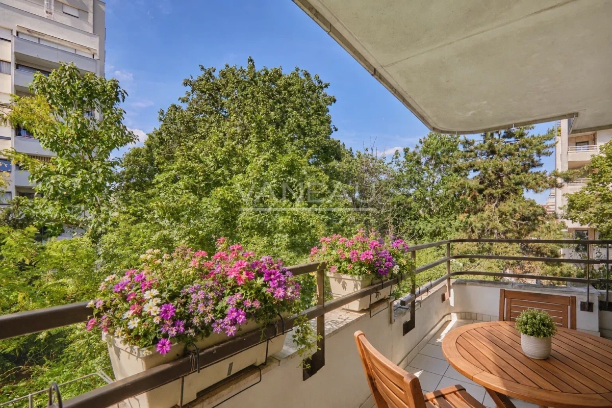 Luxury Apartment for sale in Boulogne-Billancourt, 795 000 €, Photo 1