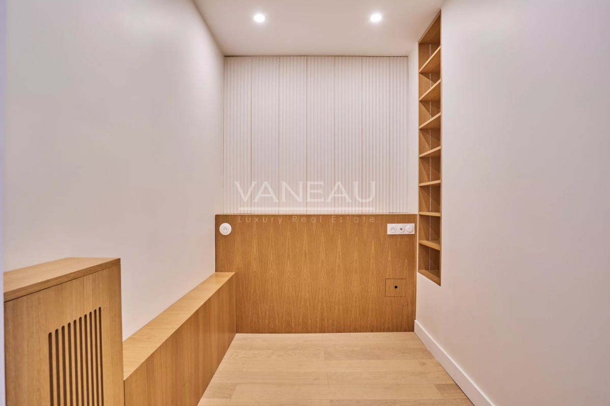Luxury Apartment for sale in Paris 16Ème, 521 000 €, Photo 5