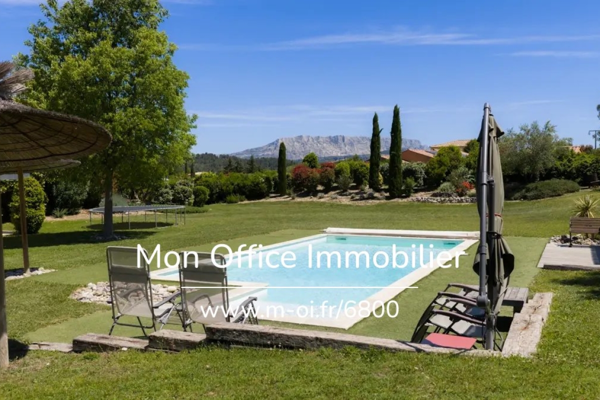 Maison de luxe à vendre à Meyreuil, 840 000 €, Photo 1