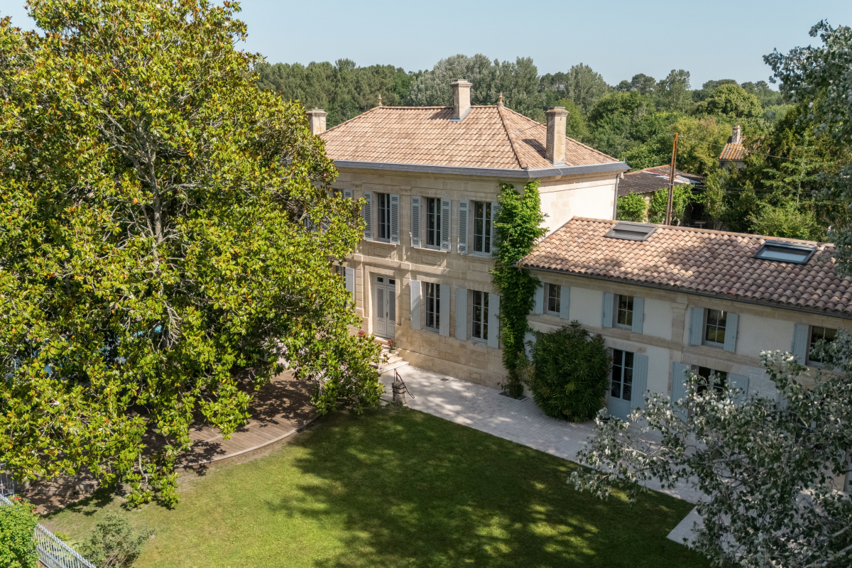 Maison de luxe à vendre à Saint-Vivien-de-Blaye, 1 055 000 €, Photo 1