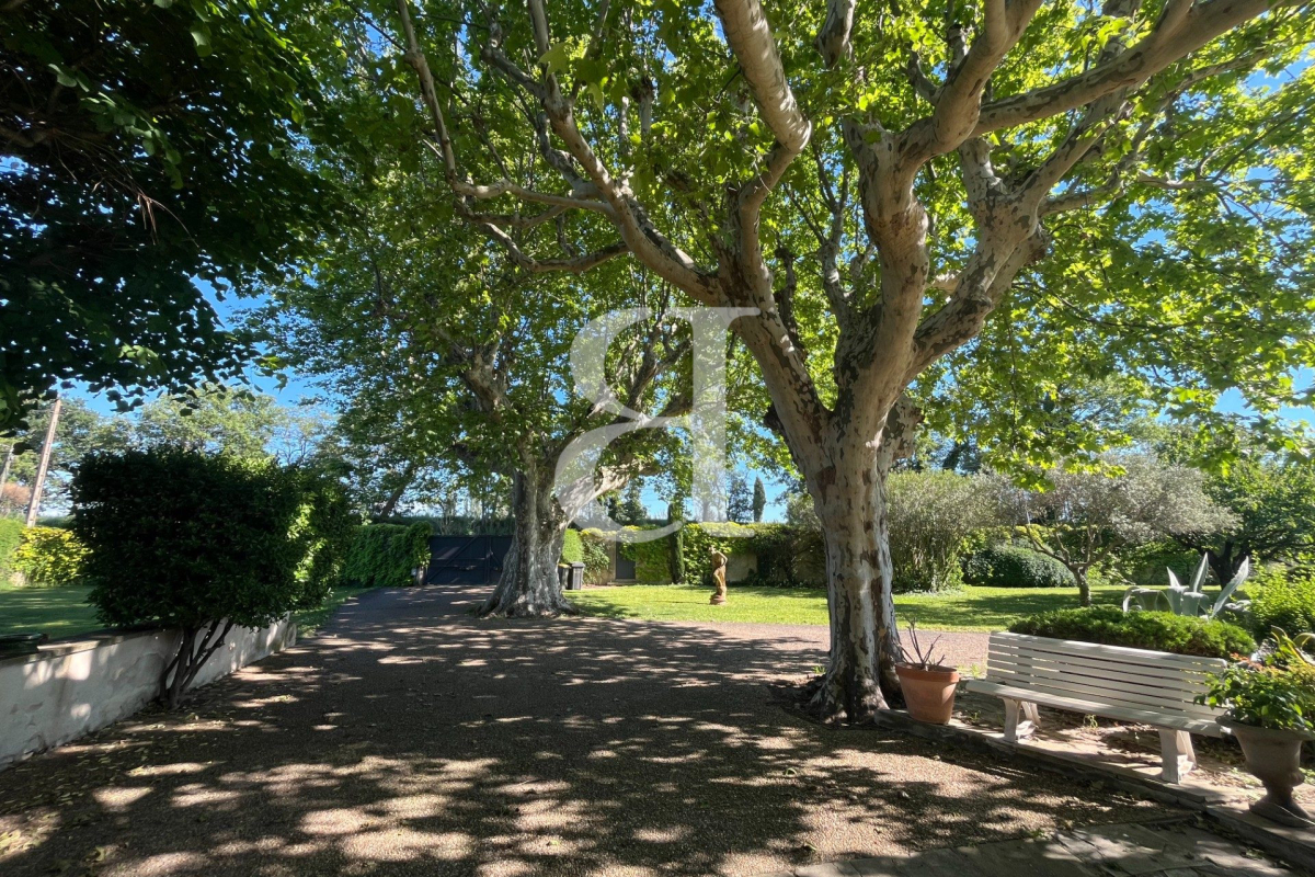 Maison de luxe à vendre à Monteux, 564 000 €, Photo 2