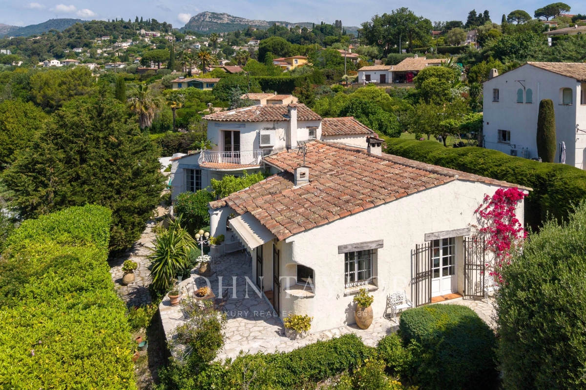 Maison de luxe à vendre à Vence, 996 000 €, Photo 2