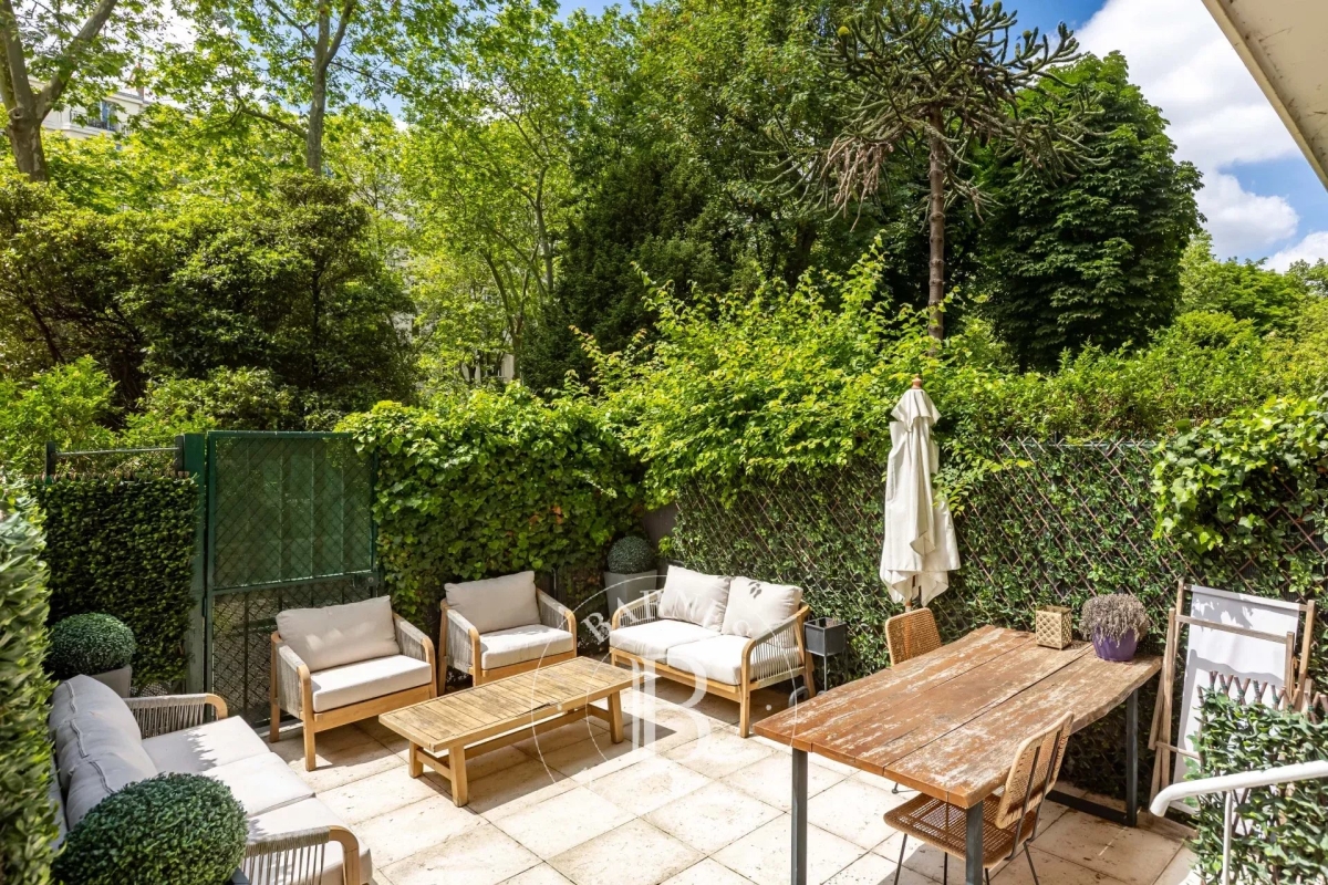 Appartement de luxe à vendre à Neuilly-sur-Seine, 1 490 000 €, Photo 2