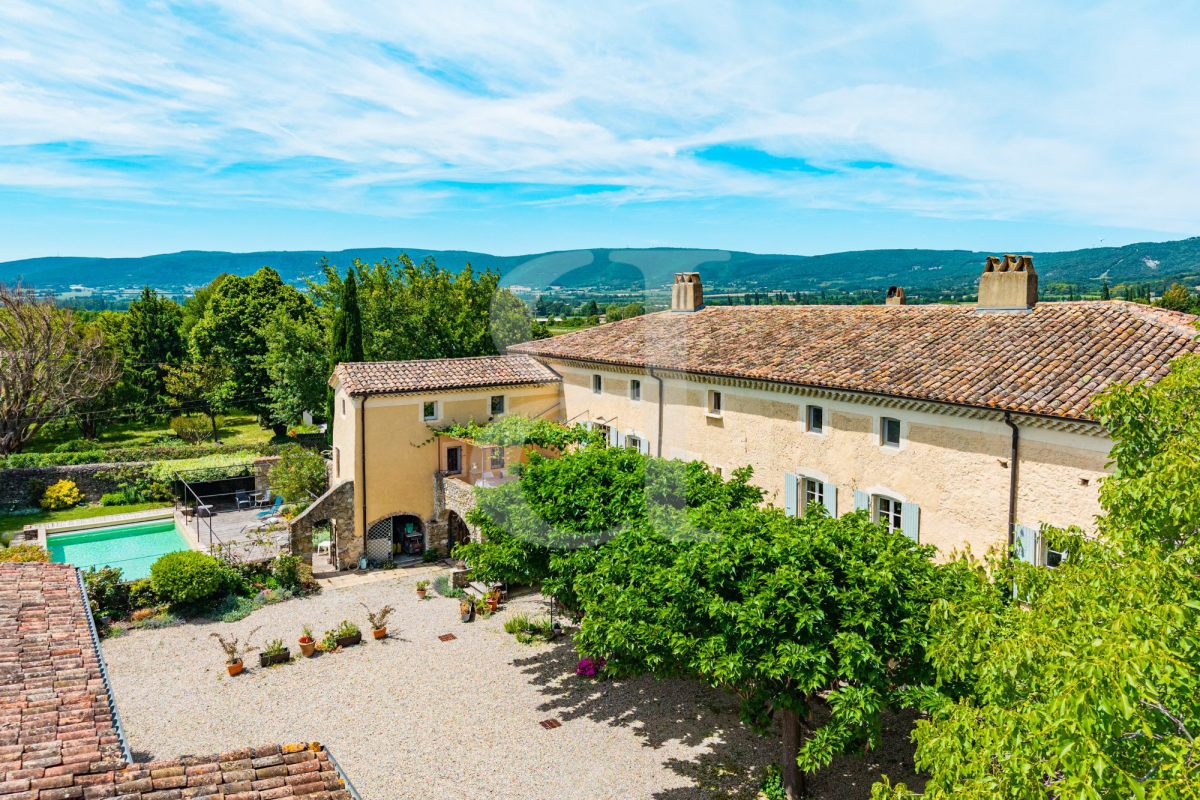 Maison de luxe à vendre à Marsanne, 850 000 €, Photo 3
