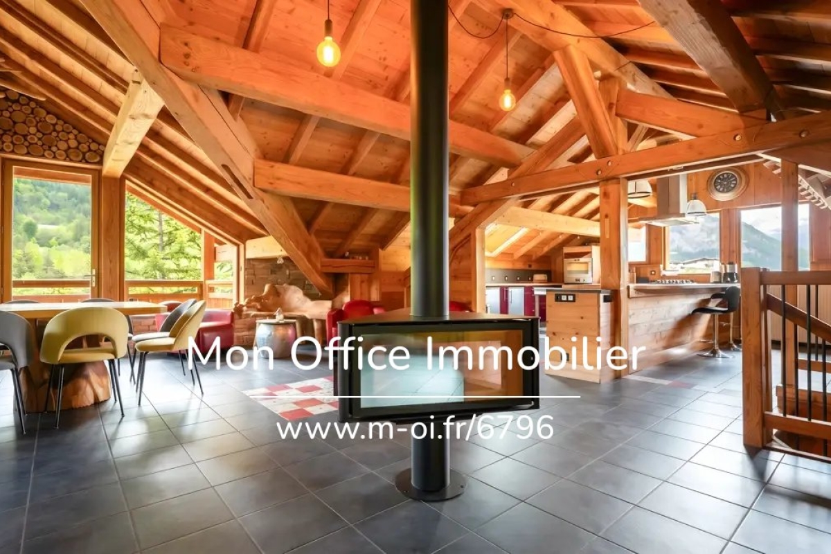 Luxury House for sale in La Salle les Alpes, 2 550 000 €, Photo 4