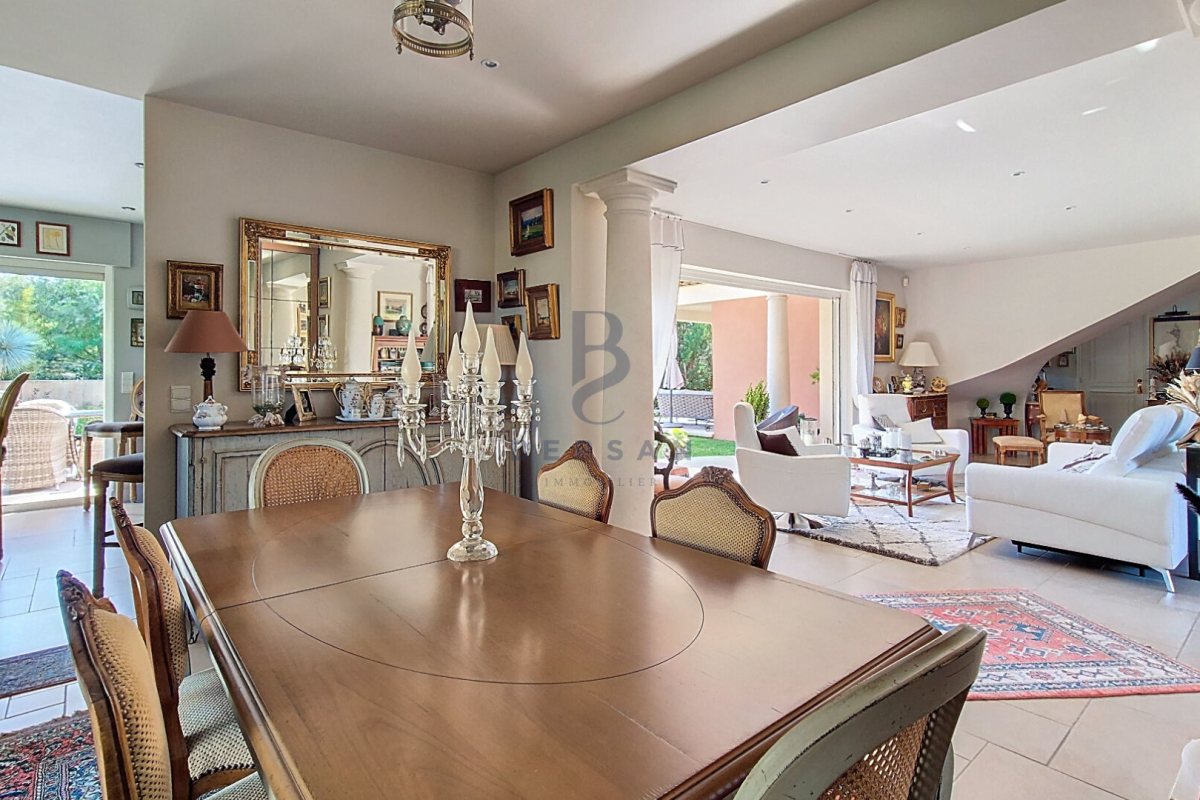 Maison de luxe à vendre à Saint-Raphaël, 1 290 000 €, Photo 4