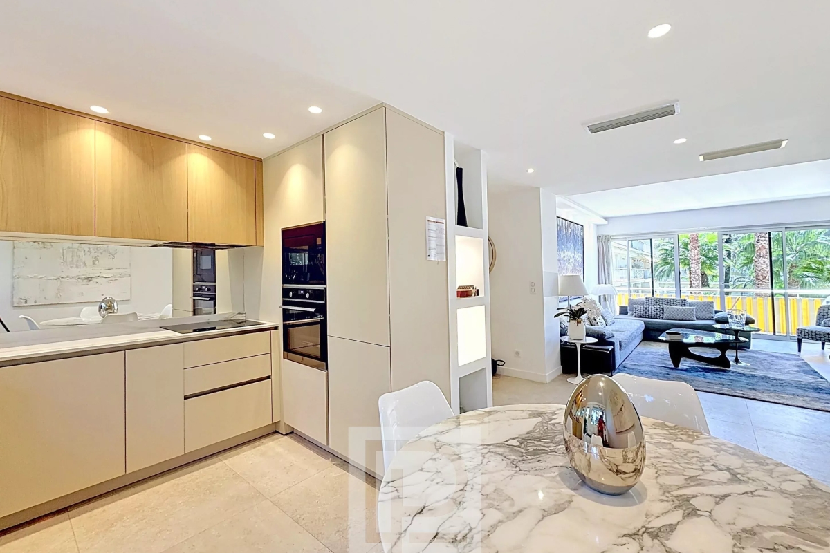 Appartement de luxe à vendre à Cannes, 690 000 €, Photo 4