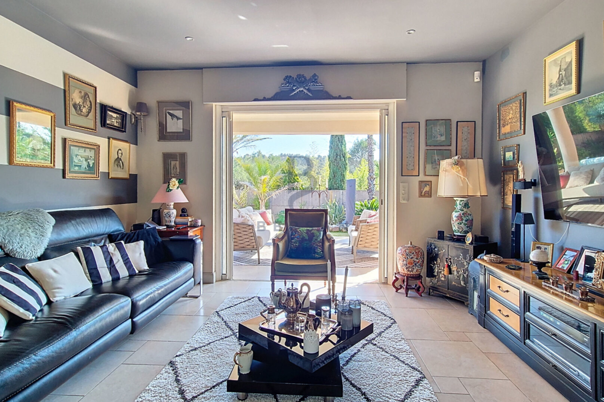 Maison de luxe à vendre à Saint-Raphaël, 1 290 000 €, Photo 6