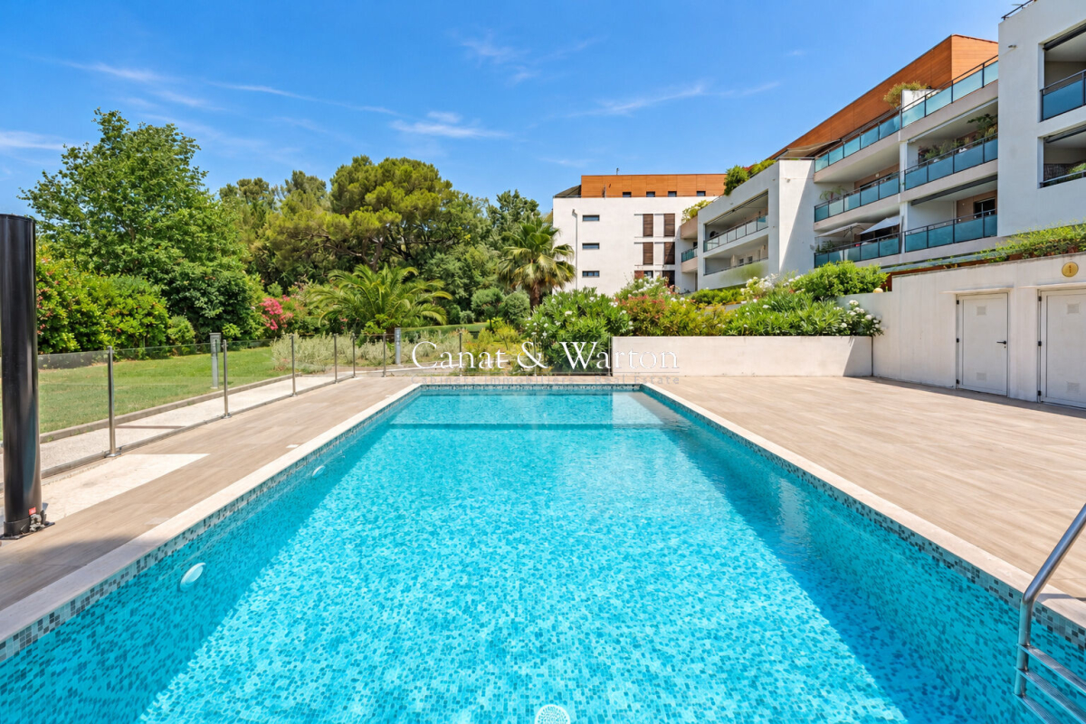 Appartement de luxe à vendre à Saint-Raphaël, 449 000 €, Photo 7