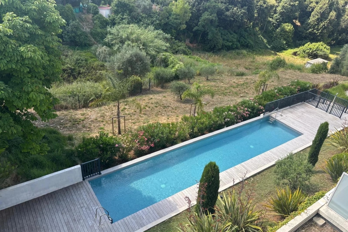 Appartement de luxe à vendre à Nice, 395 000 €, Photo 1