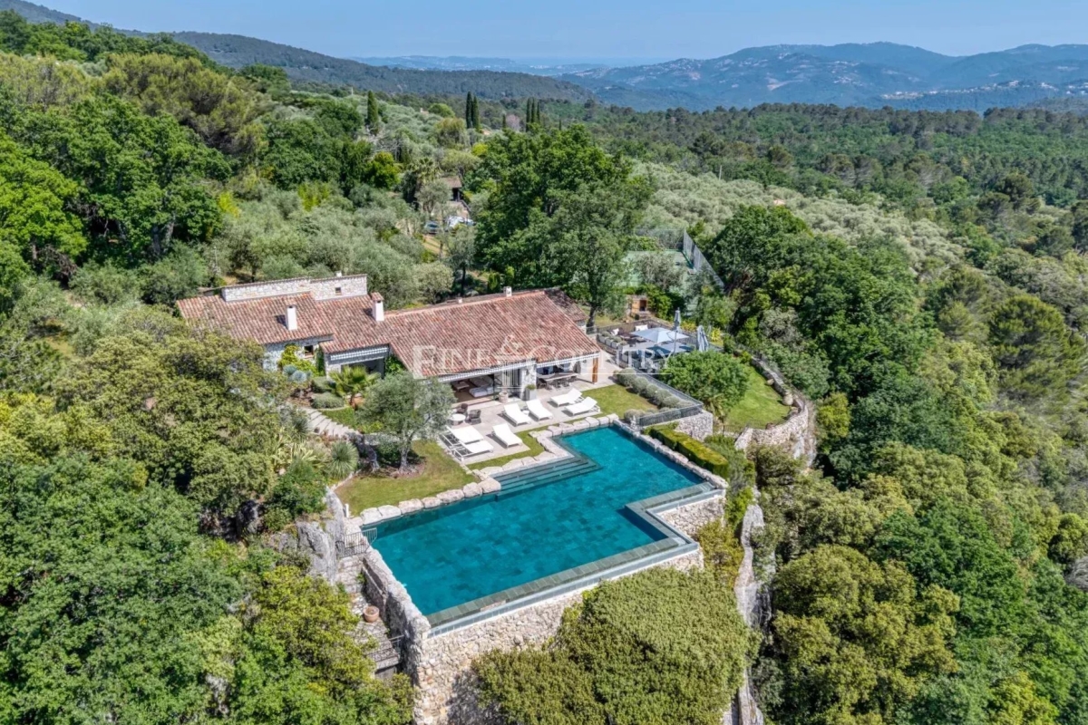 Maison de luxe à vendre à Saint-Cézaire-sur-Siagne, 2 950 000 €, Photo 1