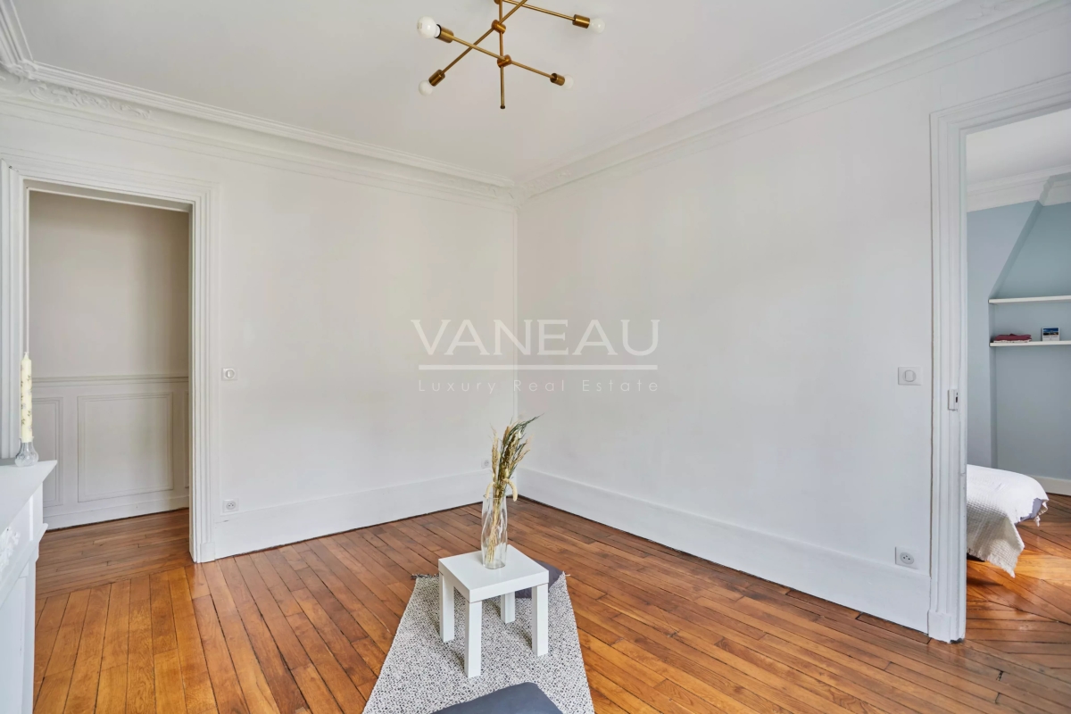 Luxury Apartment for sale in Paris 17Ème, 680 000 €, Photo 4