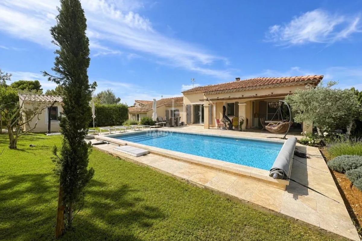 Maison de luxe à vendre à Maussane les Alpilles, 950 000 €, Photo 4