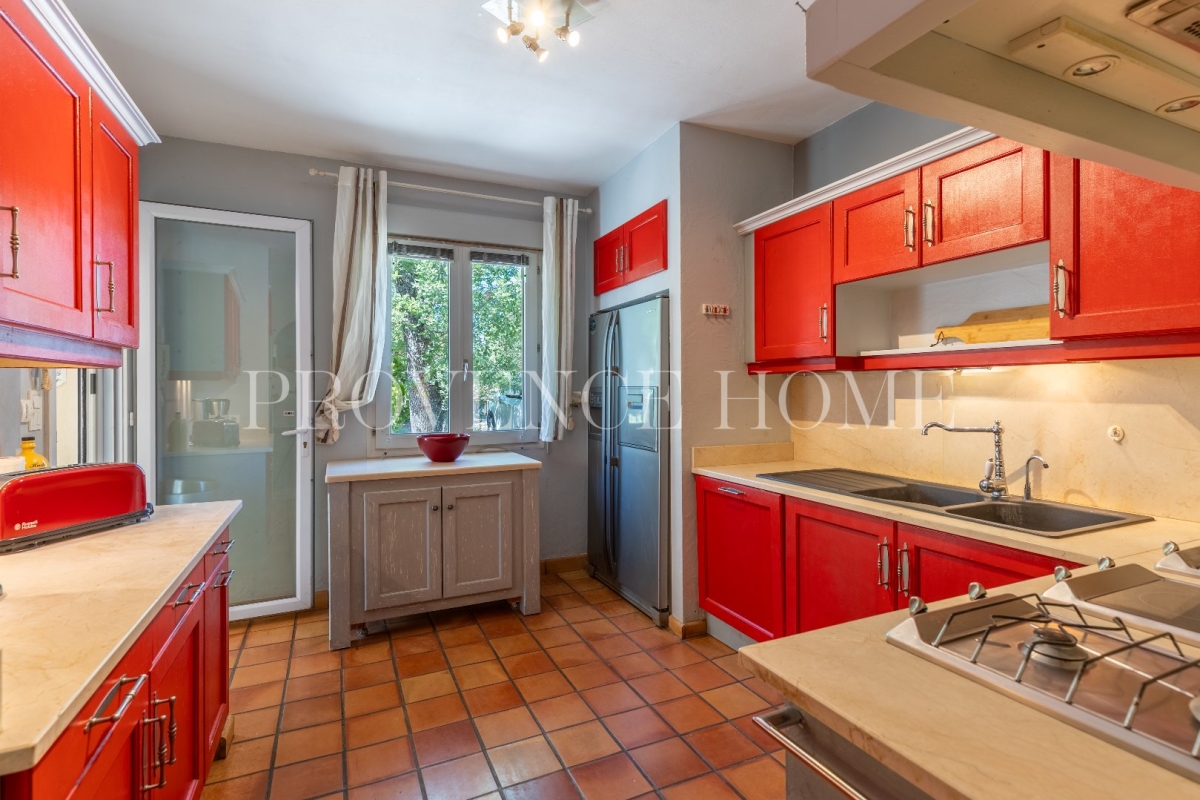 Maison de luxe à vendre à Saint Saturnin les Apt, 510 000 €, Photo 5