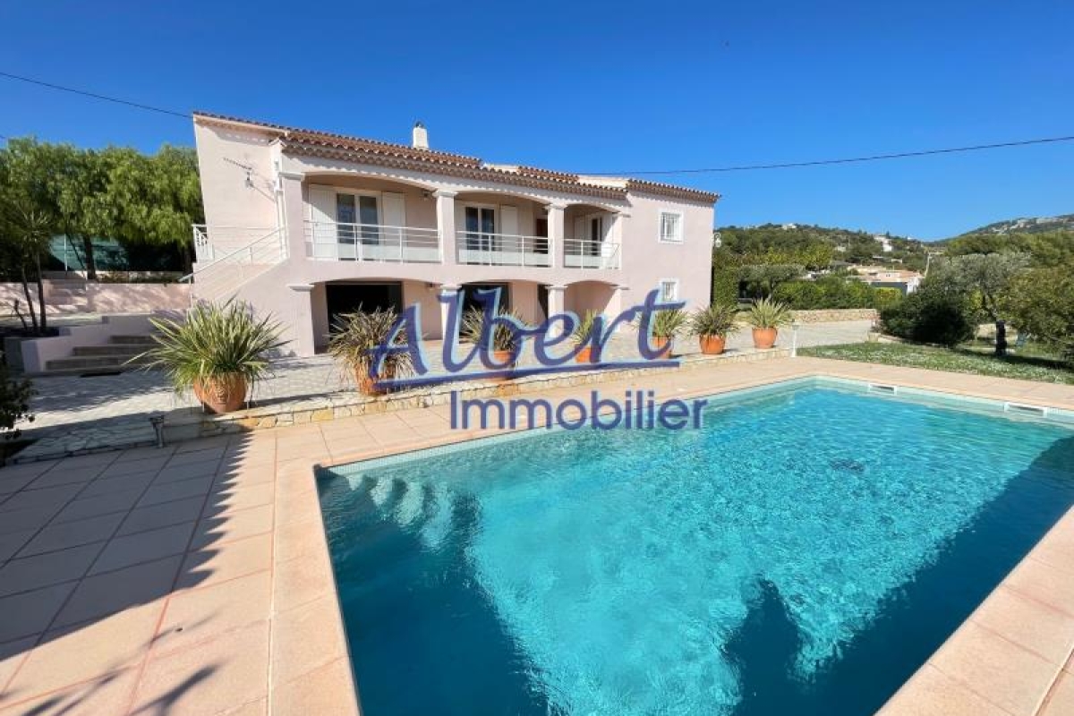Maison de luxe à vendre à Ollioules, 995 000 €, Photo 1
