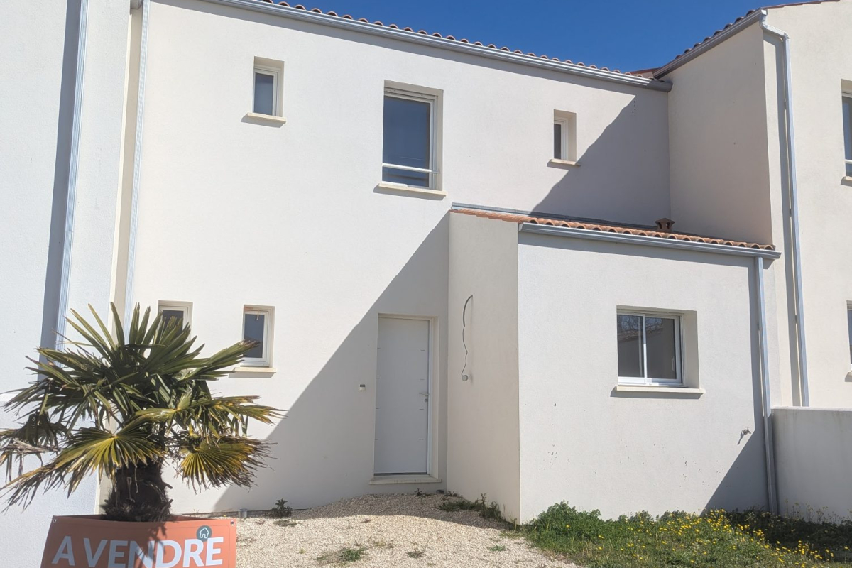Maison de luxe à vendre à Marennes-Hiers-Brouage, 260 000 €, Photo 1