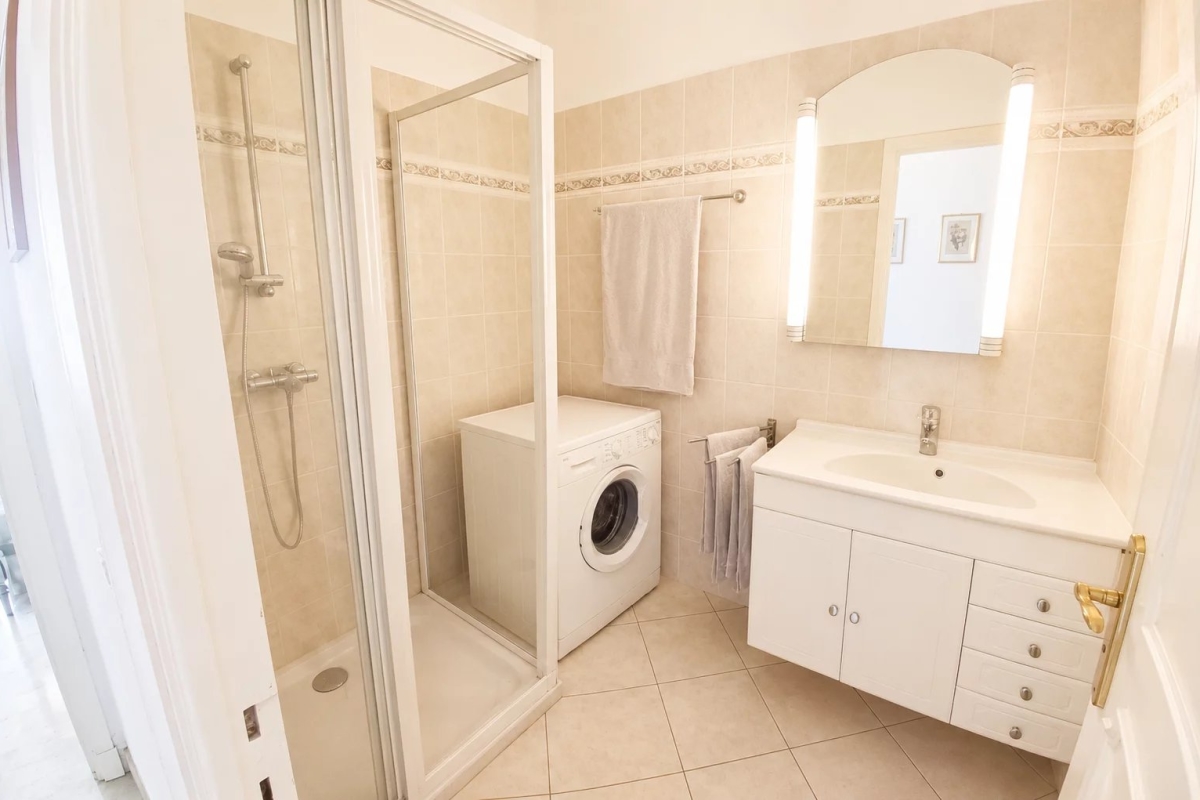 Appartement de luxe à vendre à Beaulieu-sur-Mer, 689 000 €, Photo 5