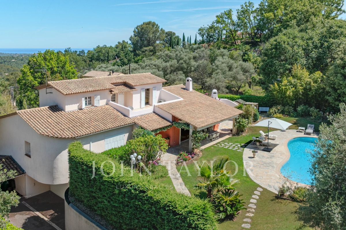 Luxury House for sale in Le Rouret, 2 040 000 €, Photo 1