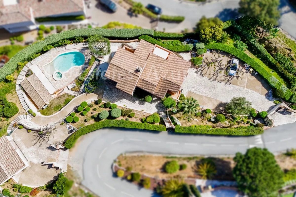 Luxury House for sale in Sainte-Maxime, 2 880 000 €, Photo 2
