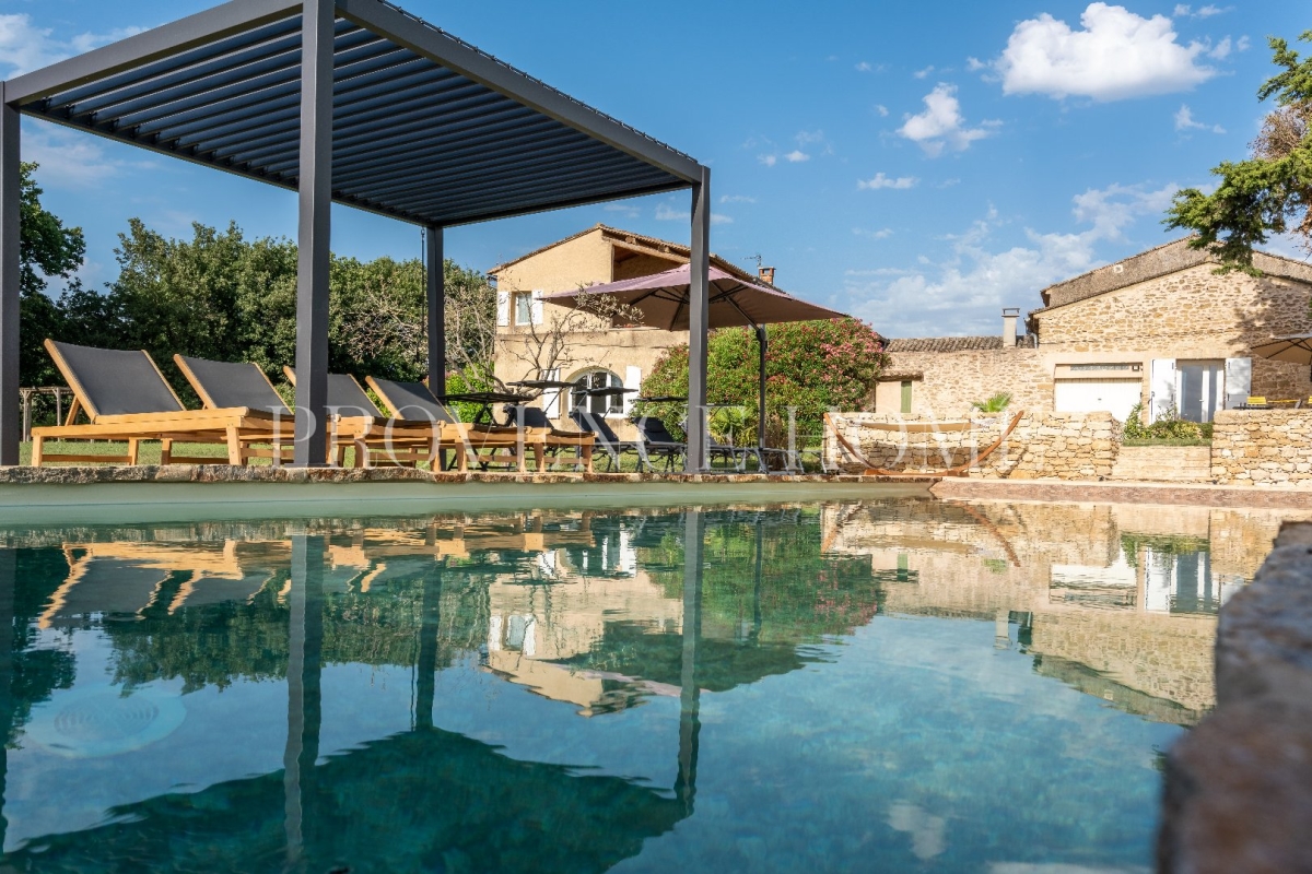 Maison de luxe à vendre à Maubec, 1 570 000 €, Photo 2