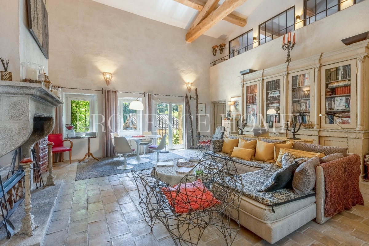 Maison de luxe à vendre à Robion, 1 580 000 €, Photo 5