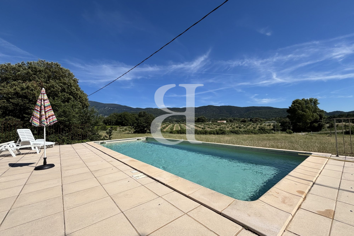 Maison de luxe à vendre à Malaucène, 649 000 €, Photo 1