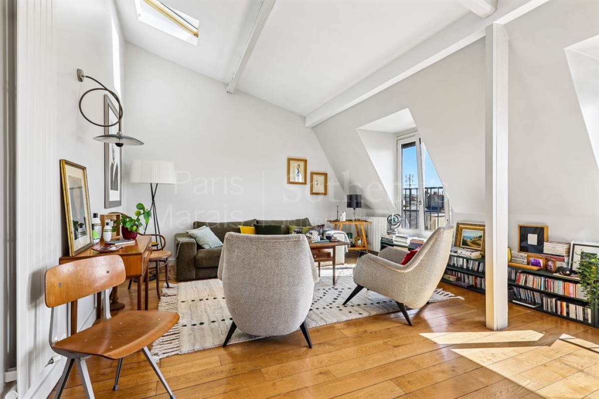 Luxury Apartment for sale in Paris 3Ème, 1 150 000 €, Photo 2