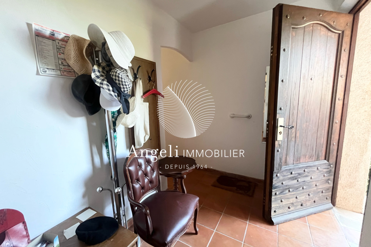 Maison de luxe à vendre à Saint-Aygulf, 670 000 €, Photo 4