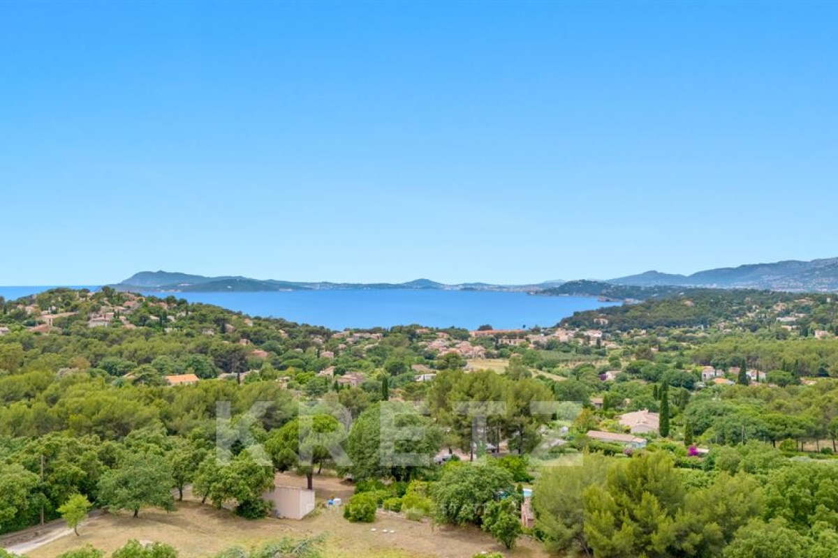 Maison de luxe à vendre à Le Pradet, 820 000 €, Photo 1