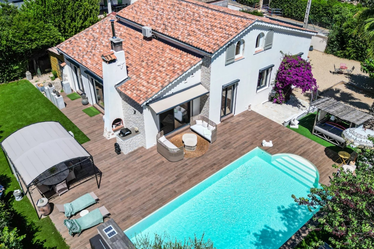 Maison de luxe à vendre à Mougins, 1 390 000 €, Photo 1