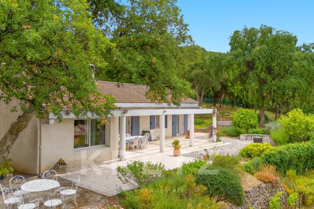Maison de luxe à vendre à Le Pradet, 820 000 €, Photo 2