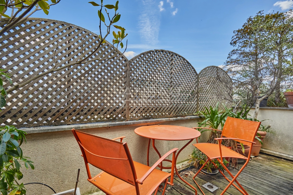 Appartement de luxe à vendre à Neuilly-sur-Seine, 879 000 €, Photo 3