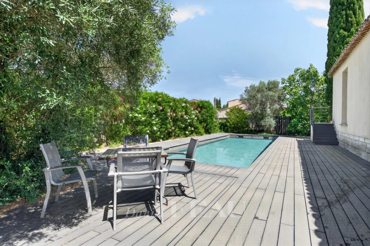 Luxury House for sale in Graveson, 1 272 000 €, Photo 4