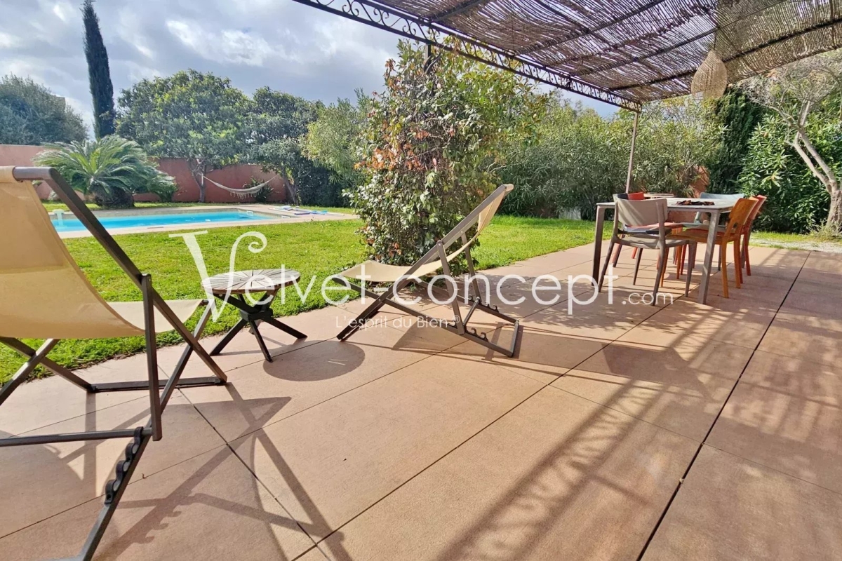 Maison de luxe à vendre à Cagnes-sur-Mer, 1 250 000 €, Photo 5