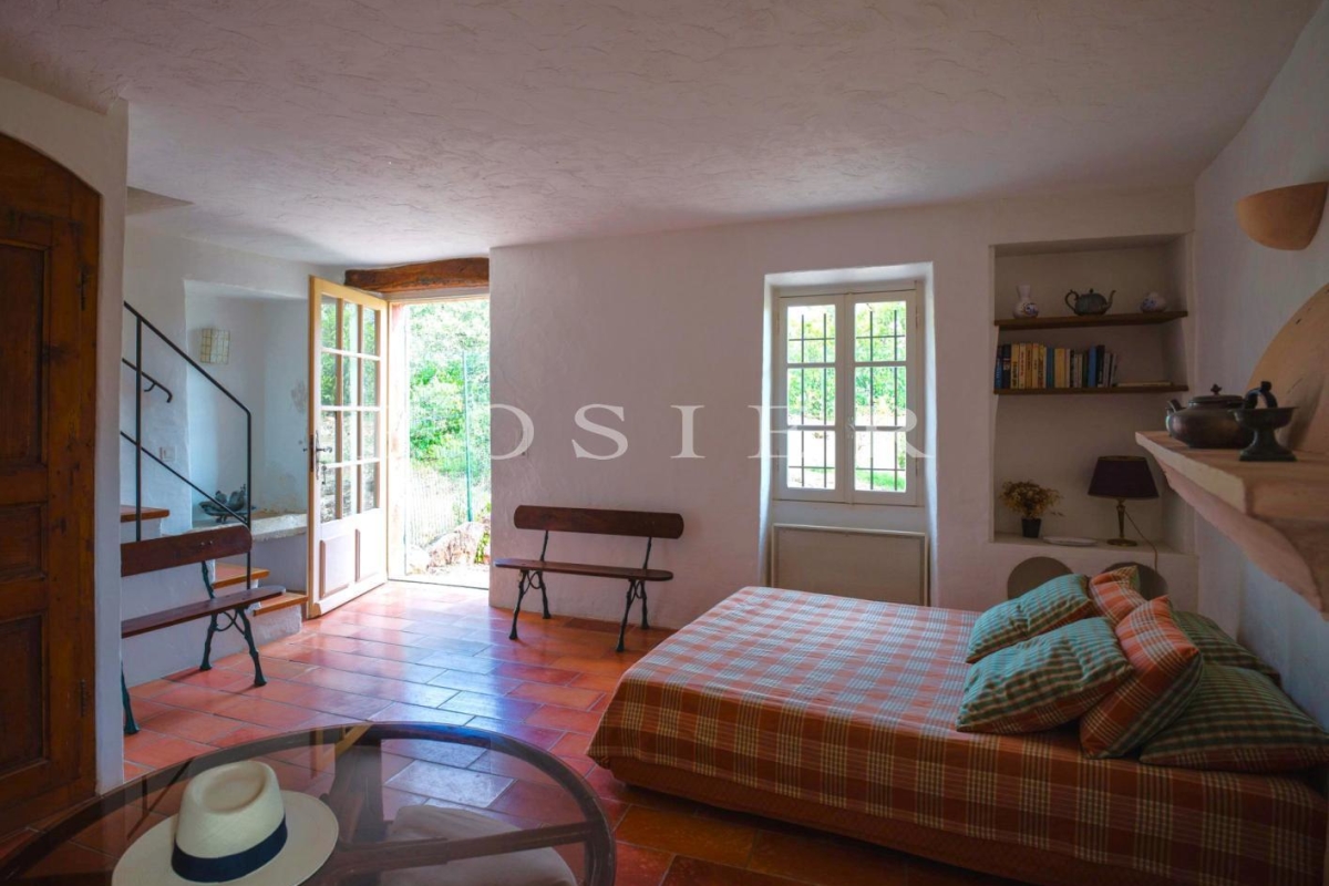 Luxury House for sale in Gordes, 1 800 000 €, Photo 5