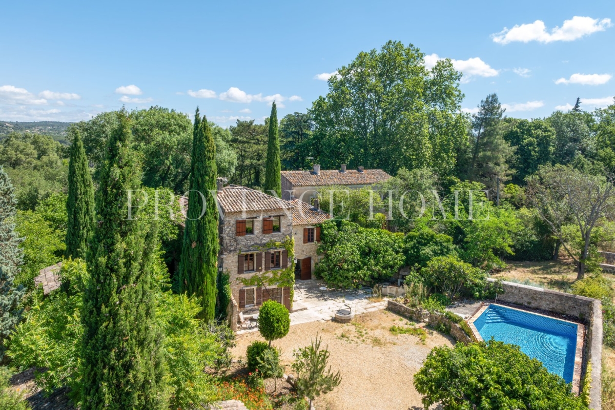 Maison de luxe à vendre à Oppède, 850 000 €, Photo 1