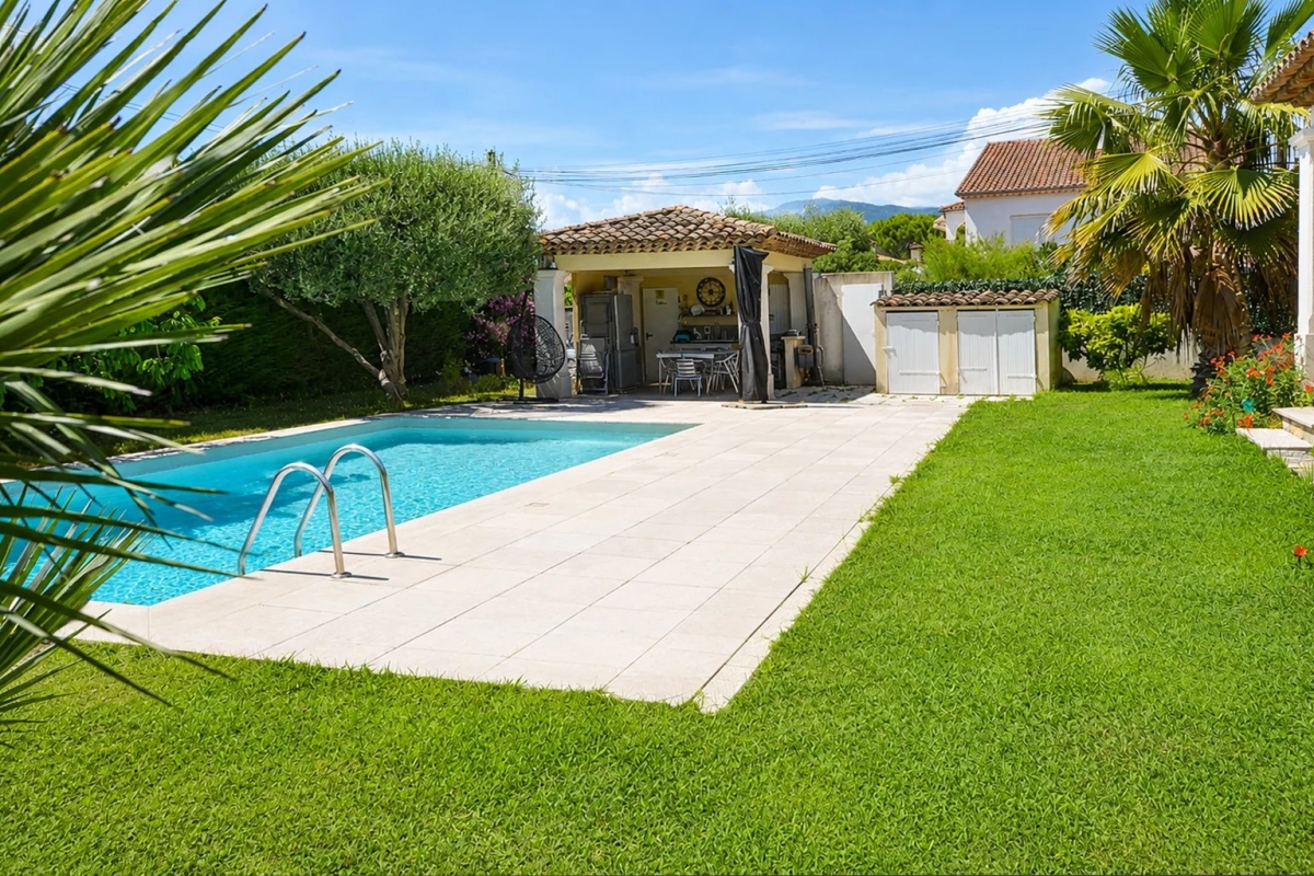 Luxury House for sale in Mouans-Sartoux, 899 000 €, Photo 2