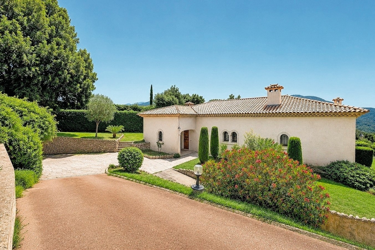 Maison de luxe à vendre à Les Adrets de l'Esterel, 995 000 €, Photo 3
