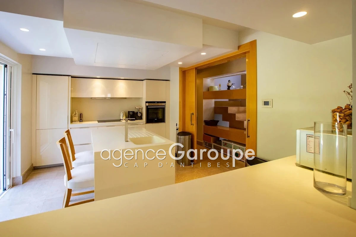 Maison de luxe à vendre à Antibes, 5 500 000 €, Photo 3