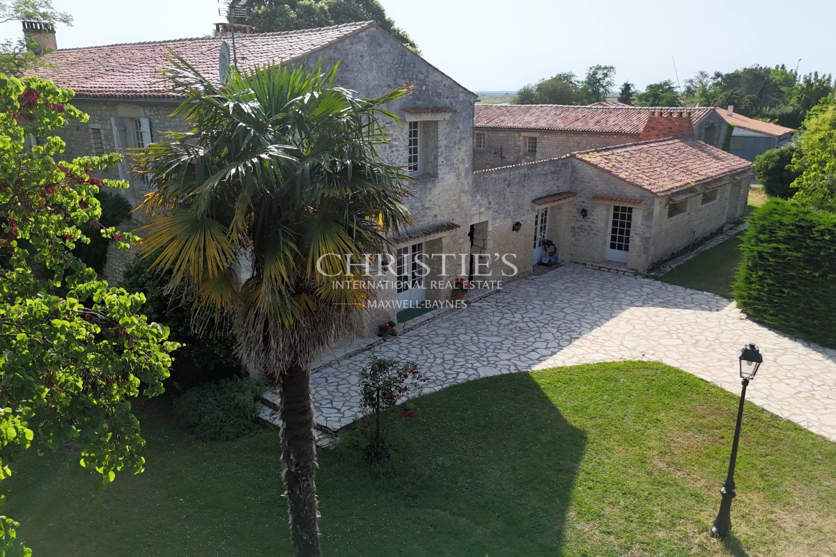 Maison de luxe à vendre à Nieulle-sur-Seudre, 668 000 €, Photo 4